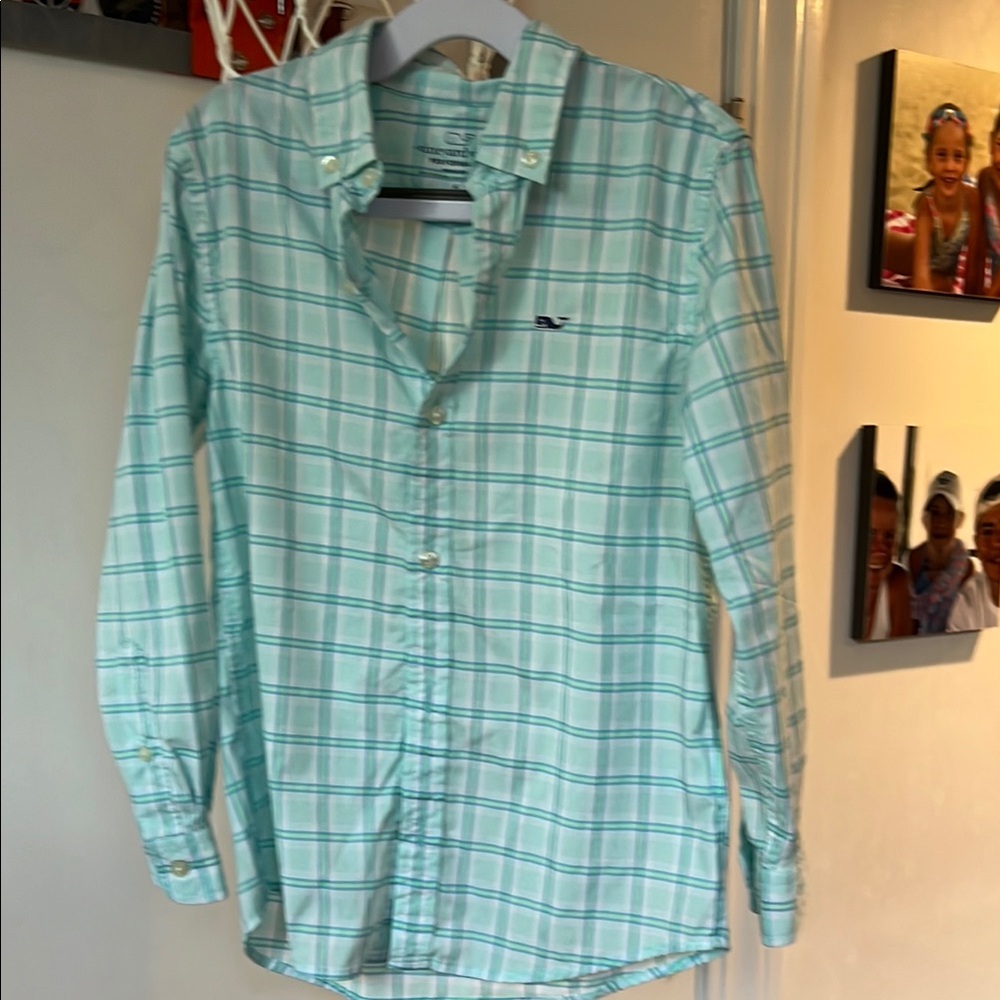Bots Light Blue Vineyard Vines Performance Shirt
